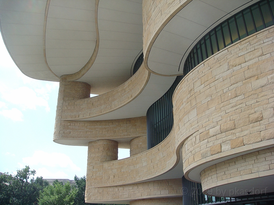 Washington DC [2009 July 04] 213.JPG - Scenes from The National Museum of the American Indian